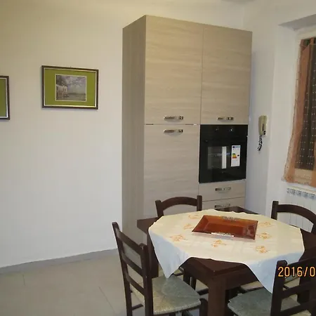 Al Calcandola Bed & Breakfast 3*