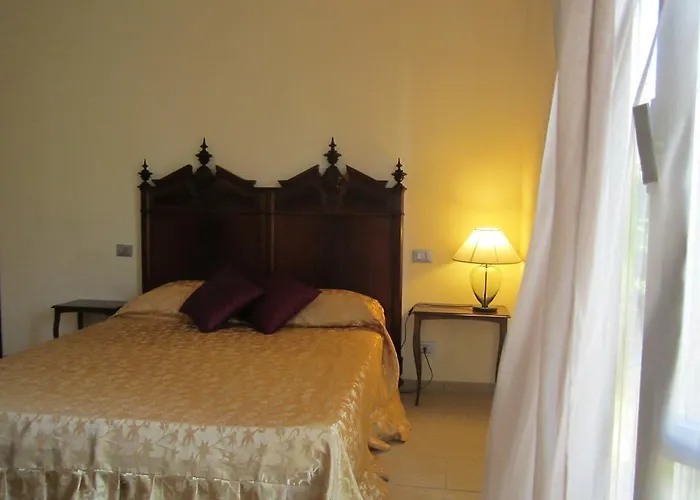 Al Calcandola Bed and Breakfast 3*
